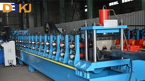 Highway Guardrail Roll Forming Machine 